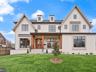 3941 N Glebe Rd, Arlington, VA, 22207