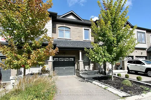 12 Deneb St Photo 1