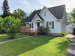 1011 NW 3rd Ave, Grand Rapids, MN 55744