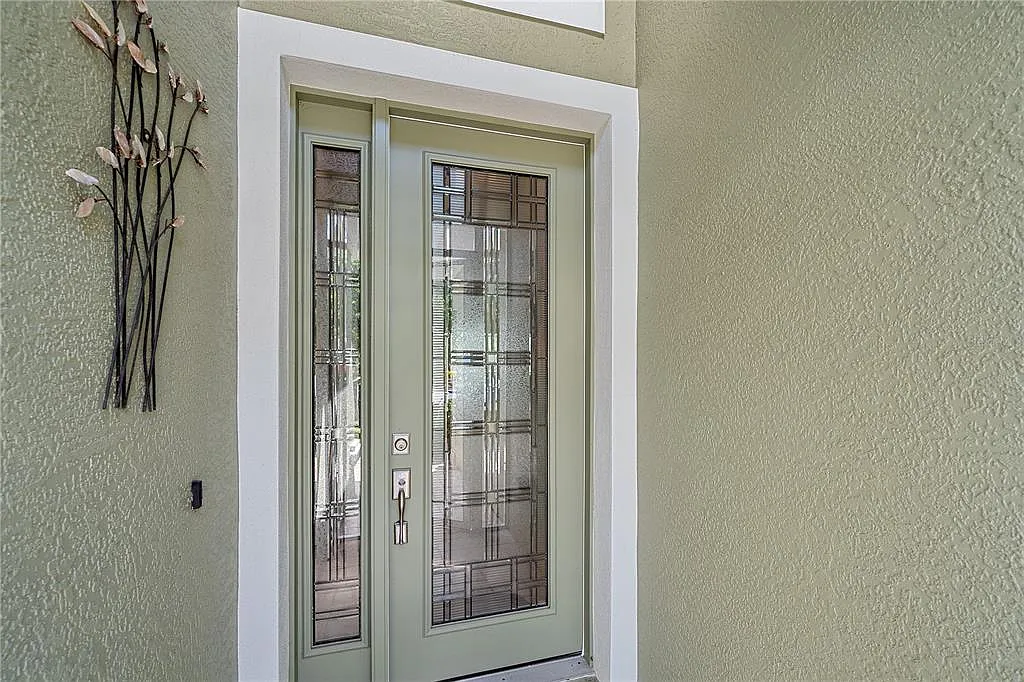 2 bed, 2.0 bath, 1820 sqft, $6,750 — Photo 3