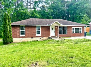 1009 Bomar St, La Fayette, GA 30728