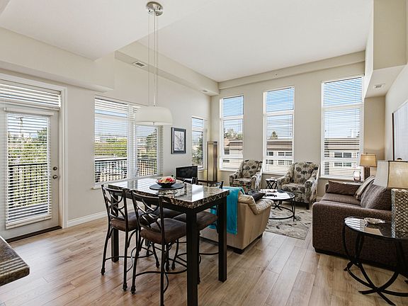 5th image of 3833 Brown Rd #1402