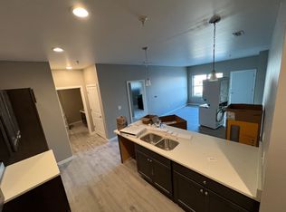 4460 S 26th St APT 7, Milwaukee, WI 53221