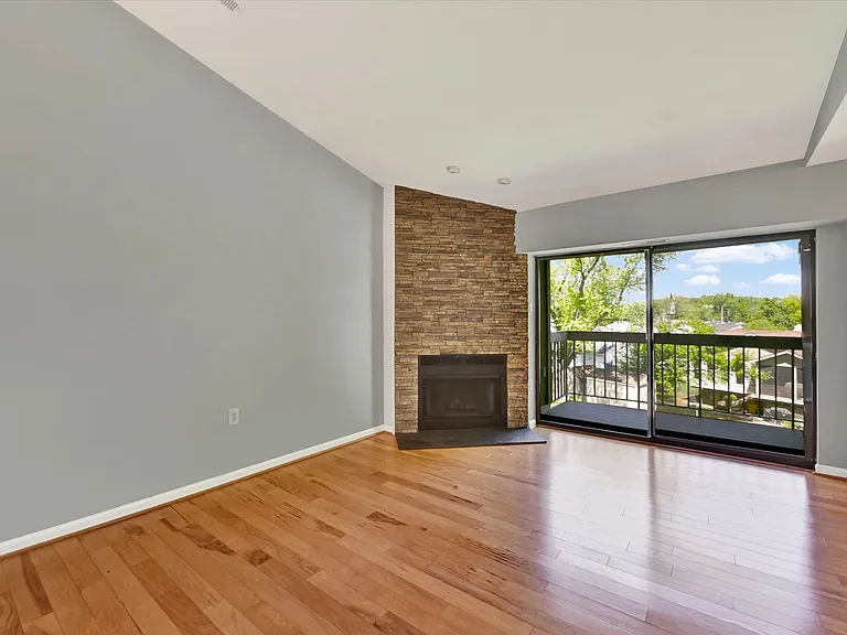 116 Mountain Rd #3C — Photo 10