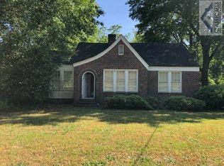 346 E Church St, Elberton, GA 30635