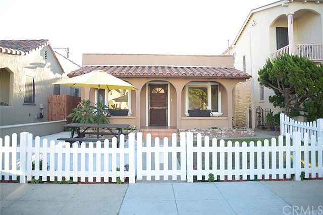 1st image of 130 Granada Ave