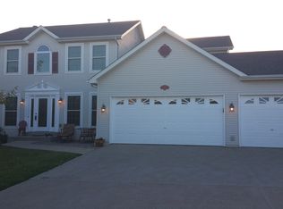 3327 Meadowfield Dr, Arnold, MO 63010