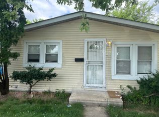 2235 Astor St, Sauk Village, IL 60411