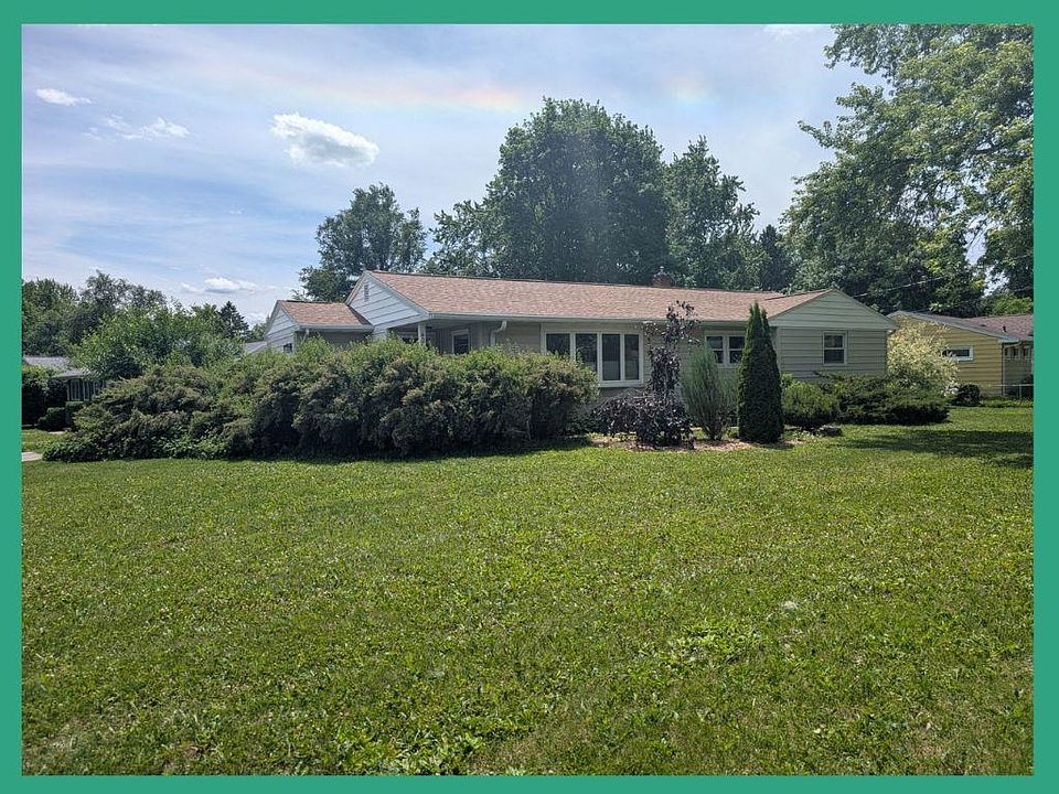 1st image of 400 Frost Woods Rd