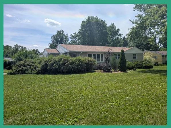 400 Frost Woods Rd, Monona, WI 53716