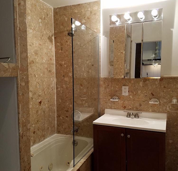 2nd image of 1709 Madison St APT 3L
