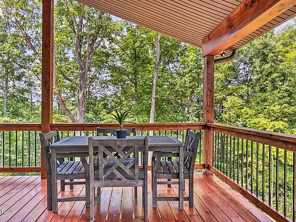 4th image of 3805 Pleasant View Ln