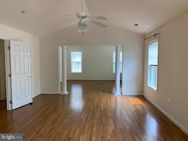 8219 Electric Ave — Photo 25