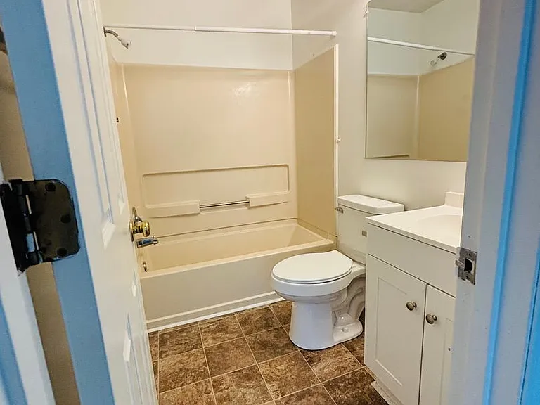 400F Berryfield Ln — Photo 19