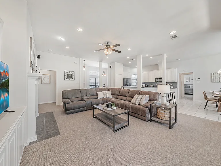 3802 Zion Rd — Photo 5