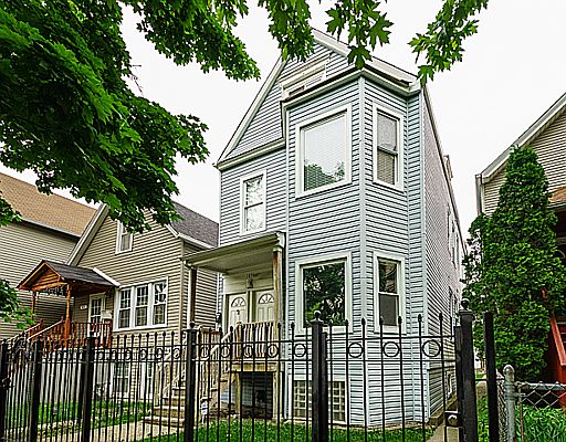 1st image of 1651 N Sawyer Ave #2
