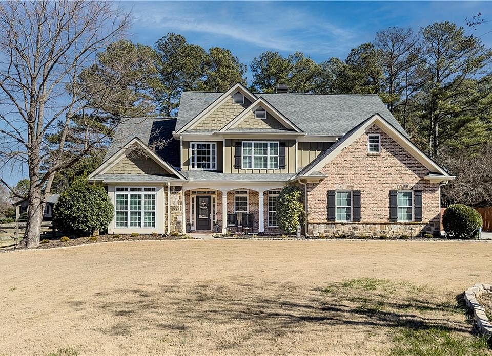 1st image of 2422 Camp Mitchell Rd