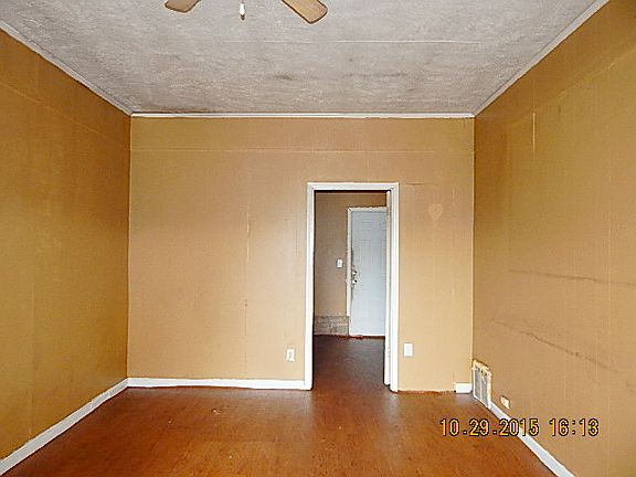 5th image of 1110 Hollings Ave