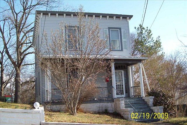 1st image of 129 Campbell St