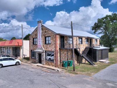 2215 E Broad Ave, Albany, GA, 31705