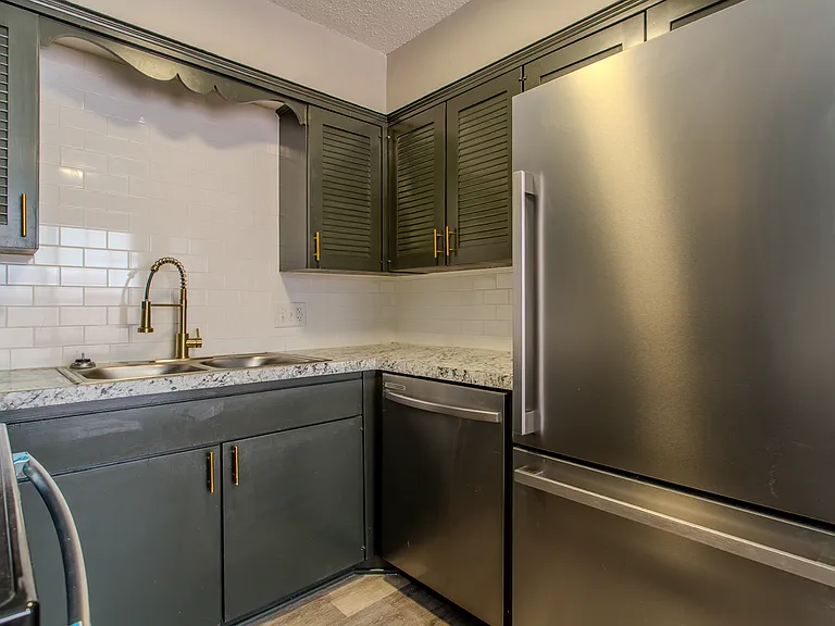 621 S Hayes St #8 — Photo 9