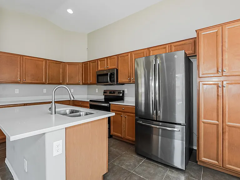 2049 W Gold Mine Way — Photo 8