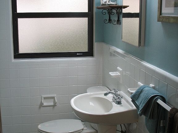 2nd image of 4039 Tyndale Dr