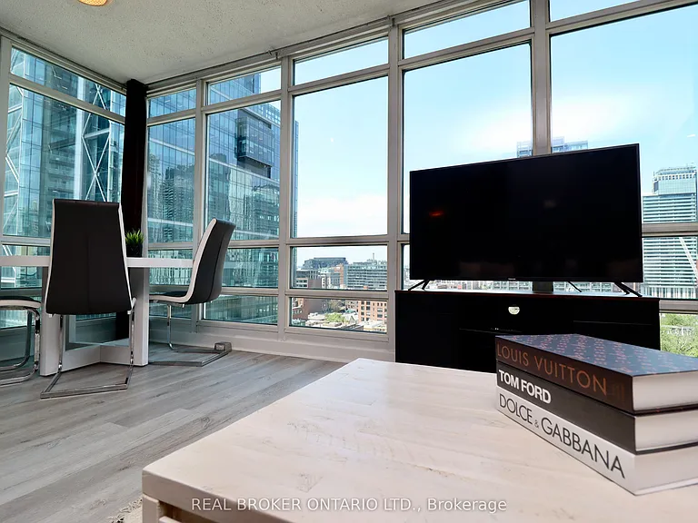 397 Front St N #1806 — Photo 37