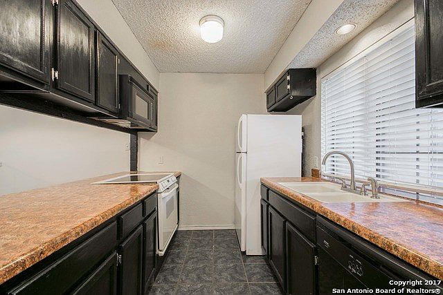 1st image of 8611 Datapoint Dr