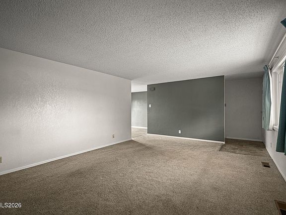 3rd image of 11650 Fir Dr