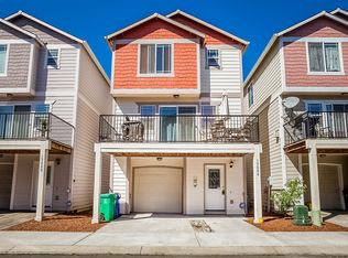 13004 SE Division St, Portland, OR 97236