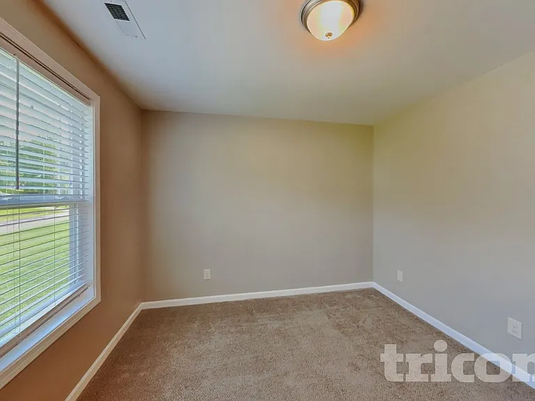 175 Crown Side Dr — Photo 11