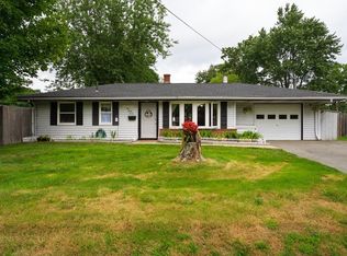 137 Nicholson Dr, Brockton, MA 02302