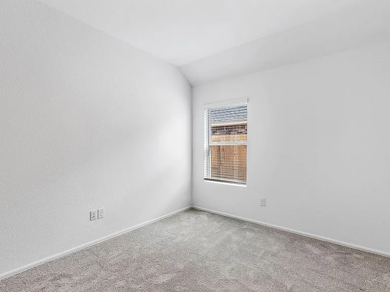 31546 Beacon Cove Trl — Photo 32