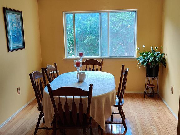 5th image of 1067 Rahway Ave APT 4