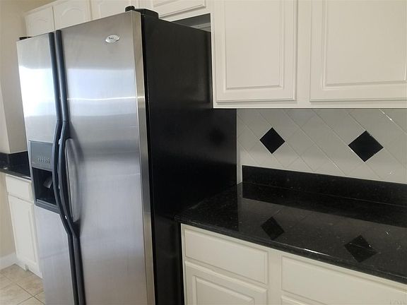 5th image of 825 Bayshore Dr APT 1001