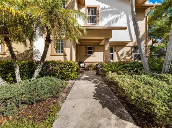 950 Marina Del Ray Lane #1, West Palm Beach, FL 33401
