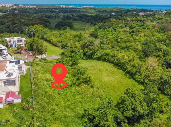 992 Calle, Luquillo, PR 00773