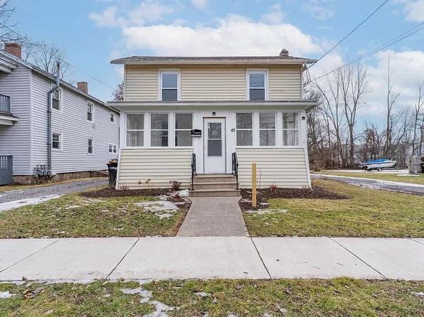 45 Foster St, Canandaigua, NY 14424