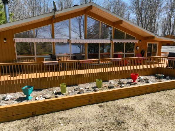 2674 Smith Rd, North Frontenac, ON K0H 1C0
