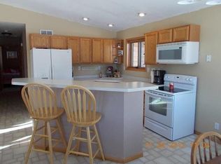 5582 Wahl Rd, Duluth, MN 55804