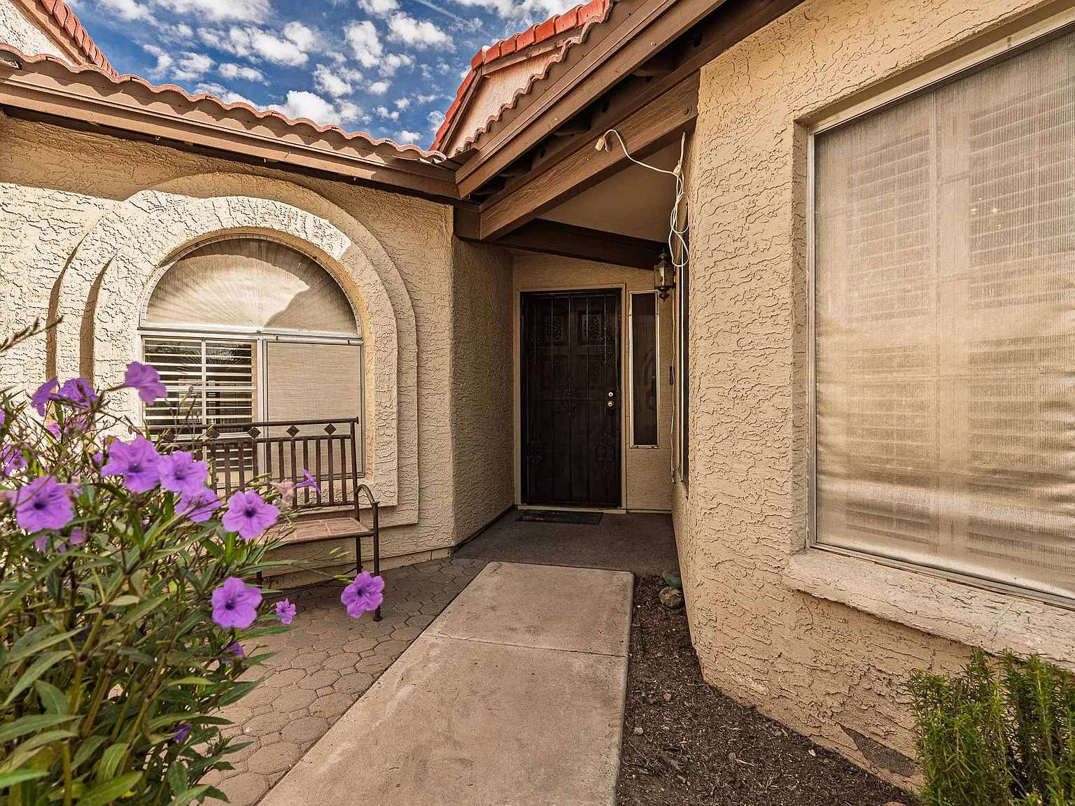 3 bed, 1471 sqft, $1,895 — Photo 3