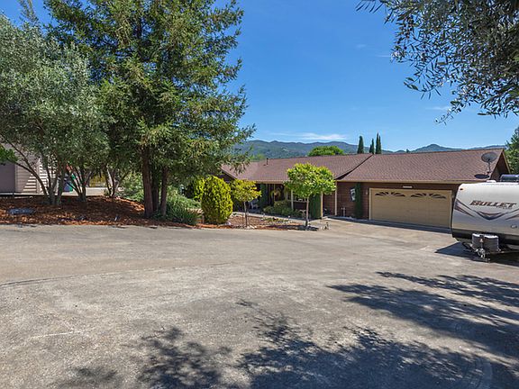 5th image of 1495 Fir Terrace Dr