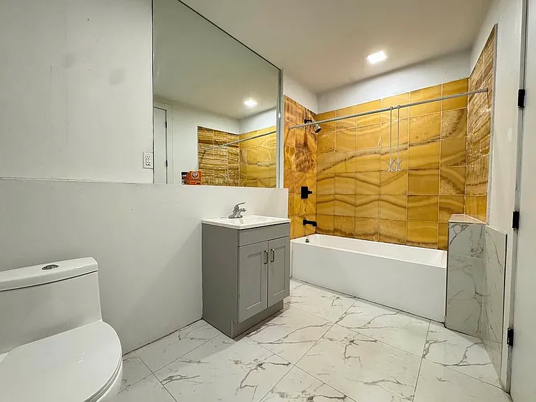 428 Wythe Ave #501R — Photo 7