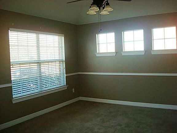 2nd image of 2004 Creekdale Dr