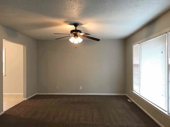 3rd image of 8100 E 100th St