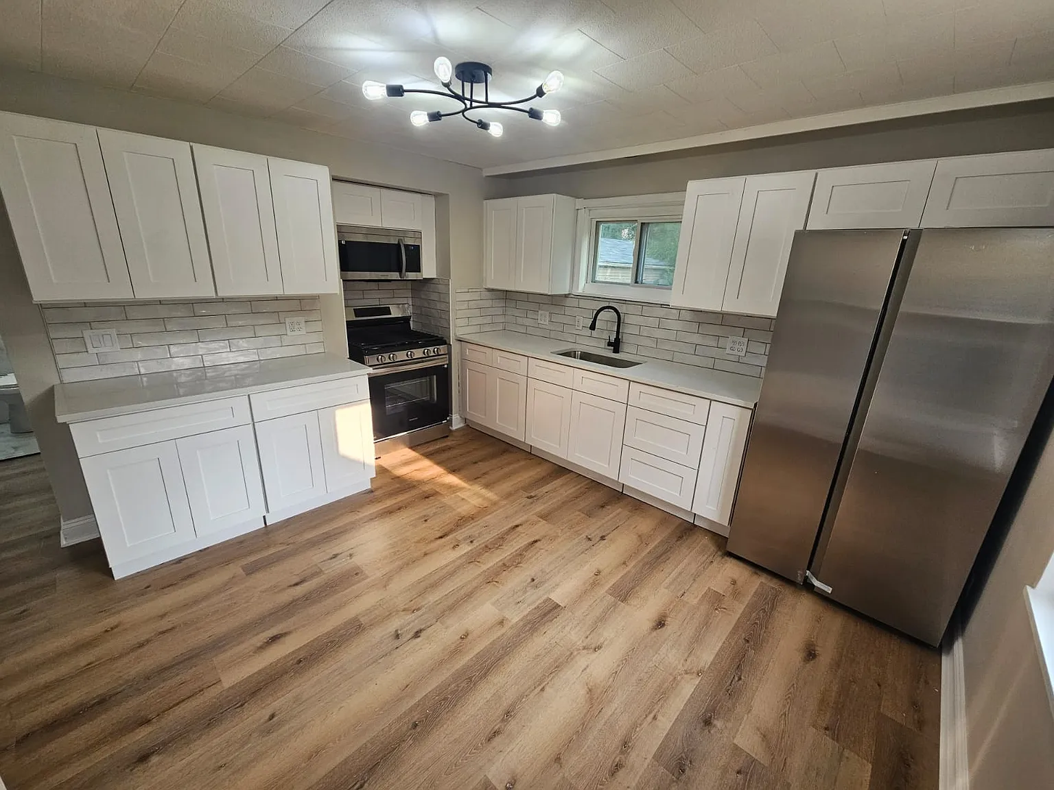3 bed, 1316 sqft, $1,625 — Photo 4