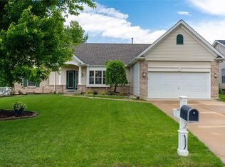 1952 Homefield Estates Dr, O'Fallon, MO 63366