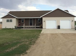 16312 7th St NE, New London, MN 56273