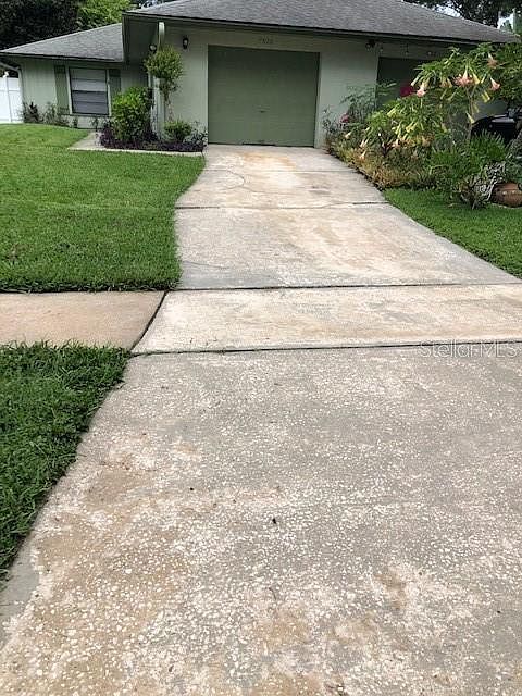 1st image of 7820 Richwood Dr